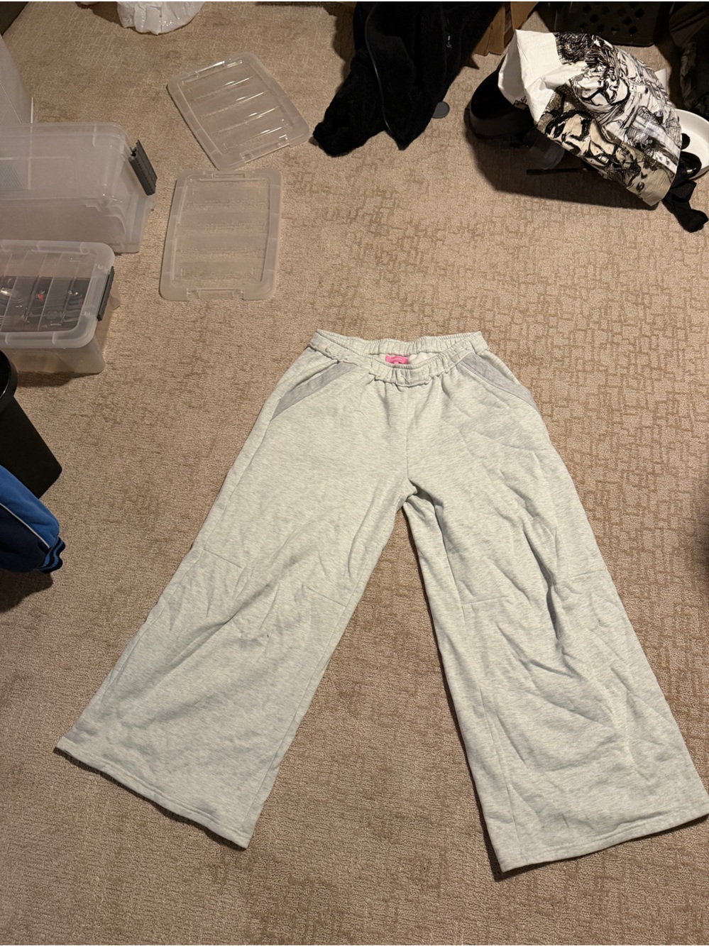 Edikted Light Gray Men's Wide-Leg Sweatpants